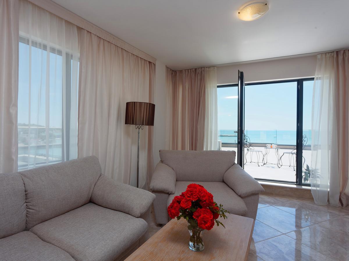 Antik Apartments Balchik Exterior photo